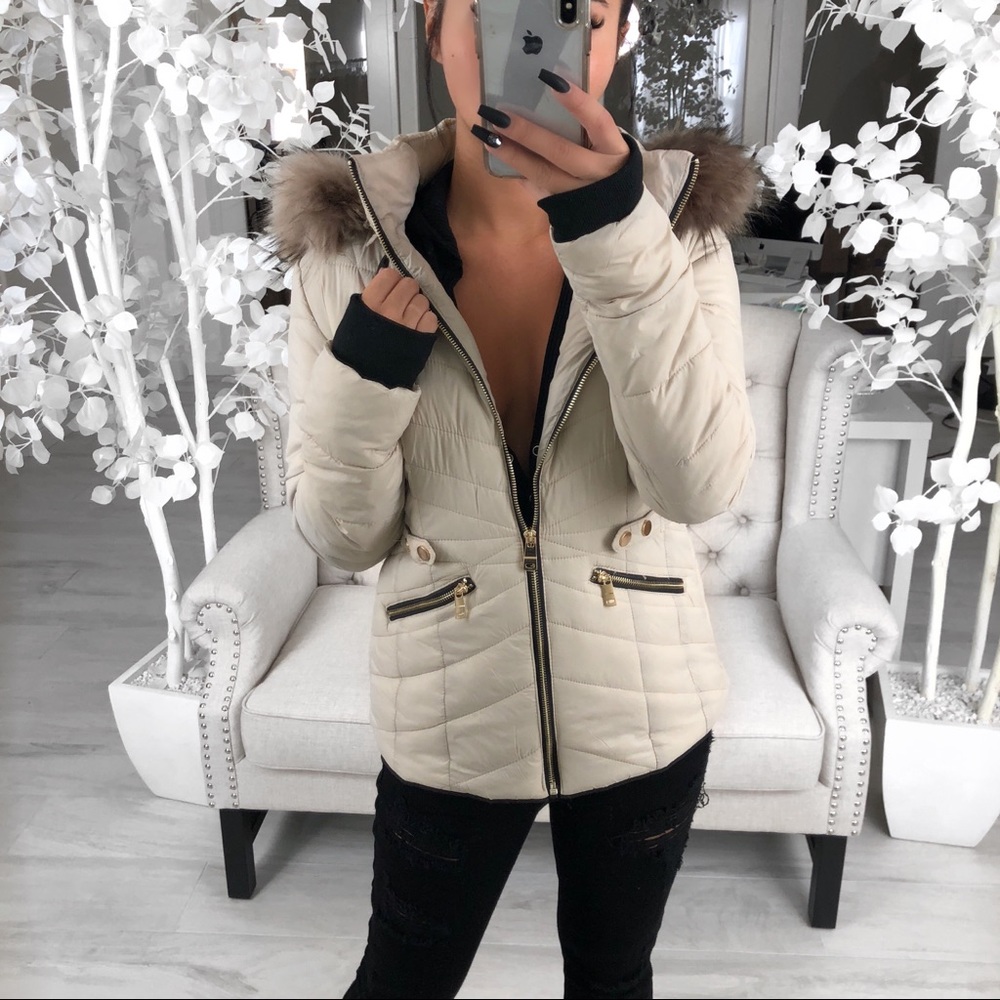 OUTT OF STOCKK - Picture 2 of 8